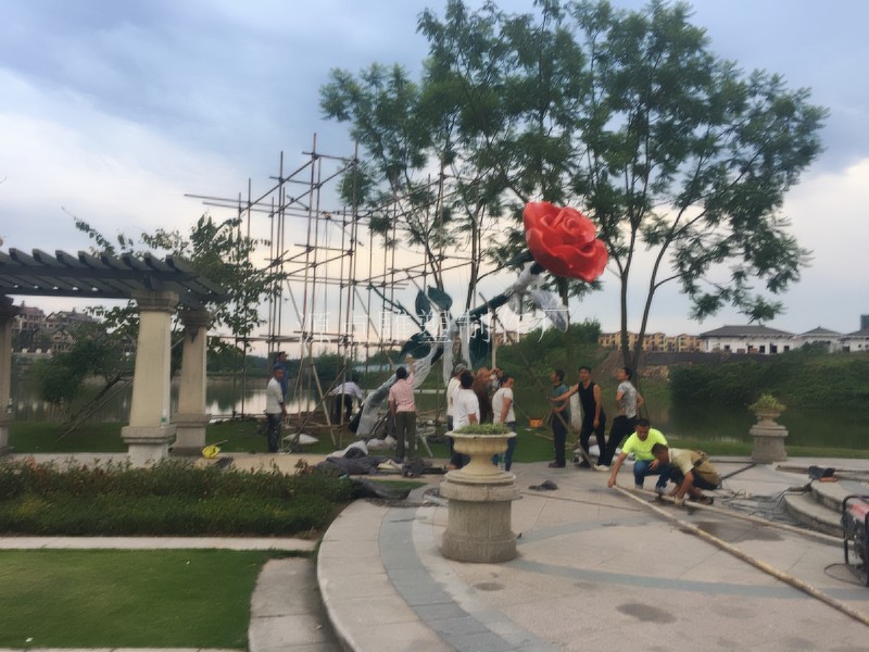 玻璃钢雕塑35.jpg
